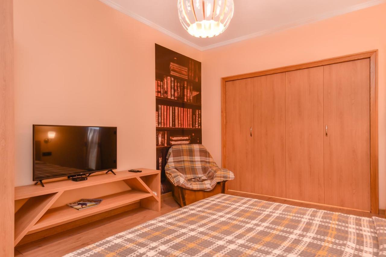 Sofia Dream Apartment - The Library - 3-Bdr, 2-Bthr By Flat Mаnager Exterior photo